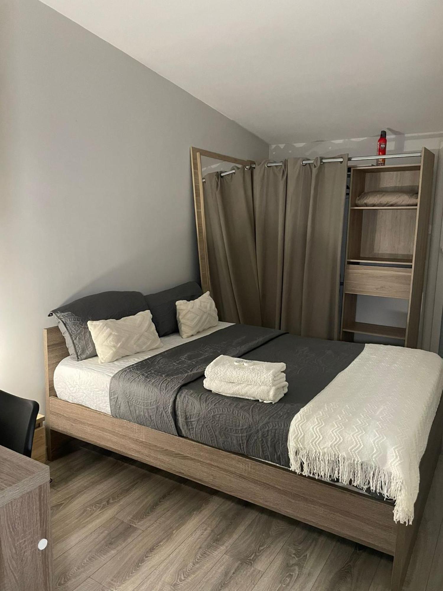 Agreable Chambre Menucourt المظهر الخارجي الصورة